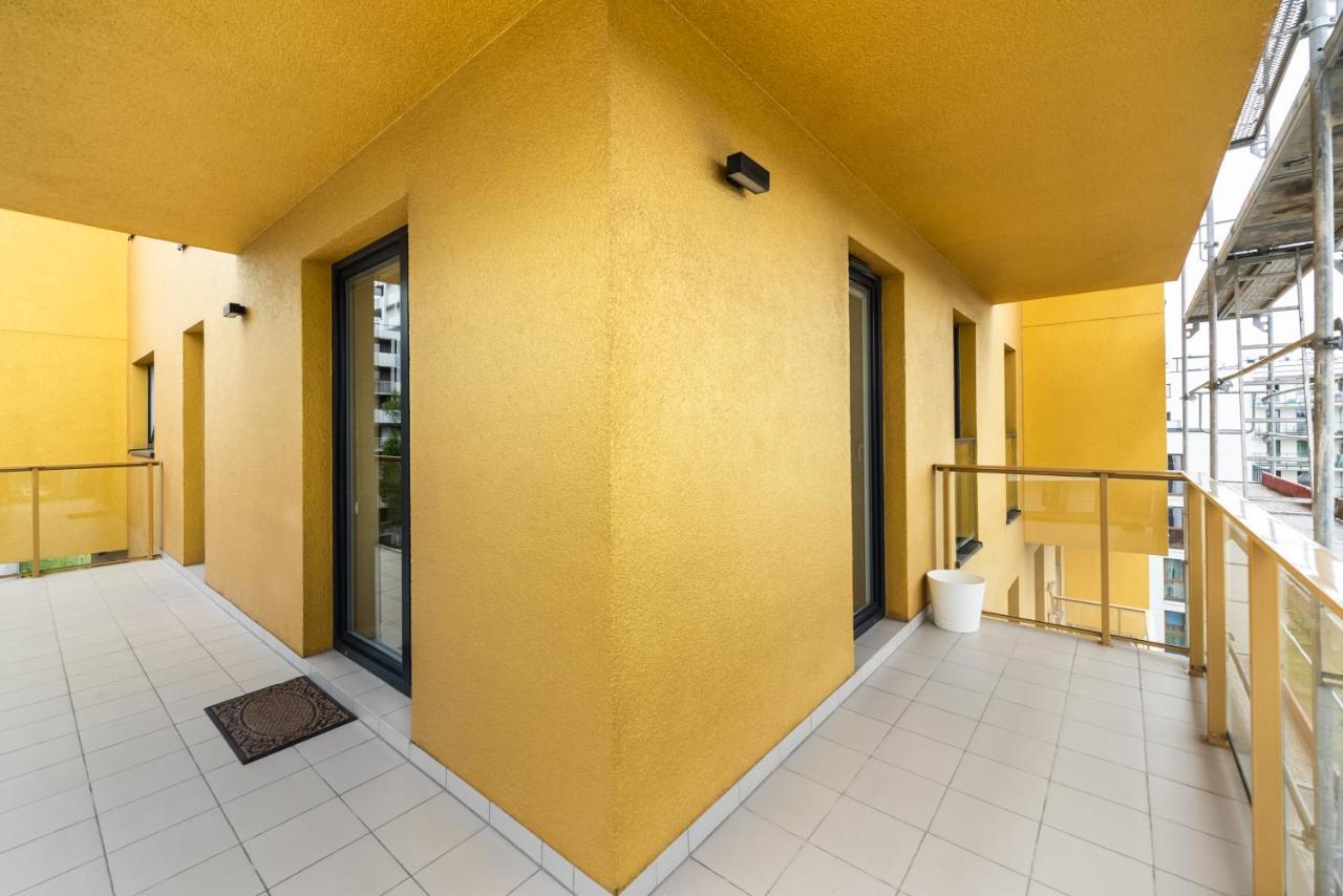 Apartment Yellow Soho Factory Warschau